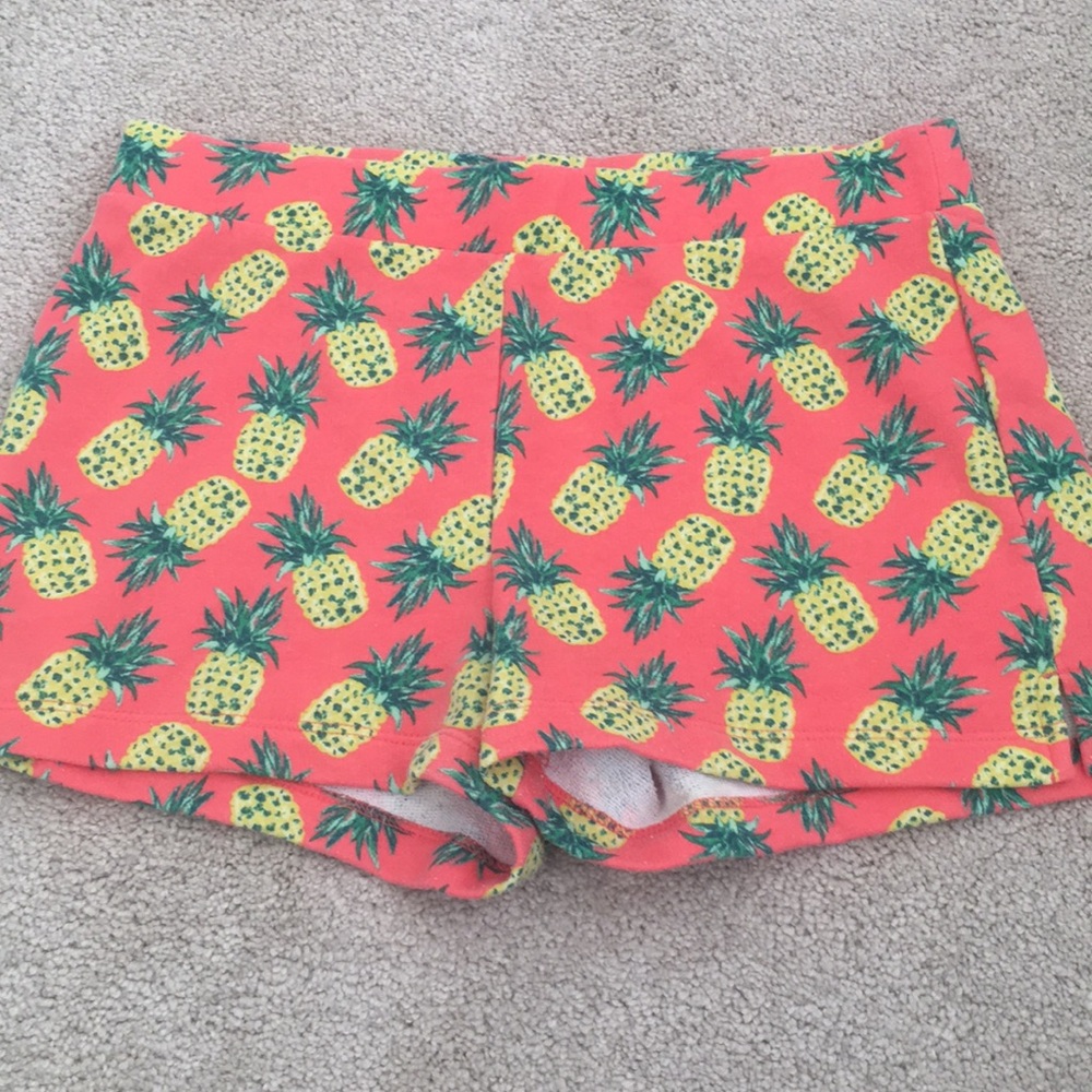 Pink Pineapple Cloth Shorts